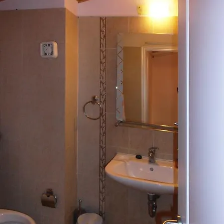 Apartment Seliandrou Throfarion